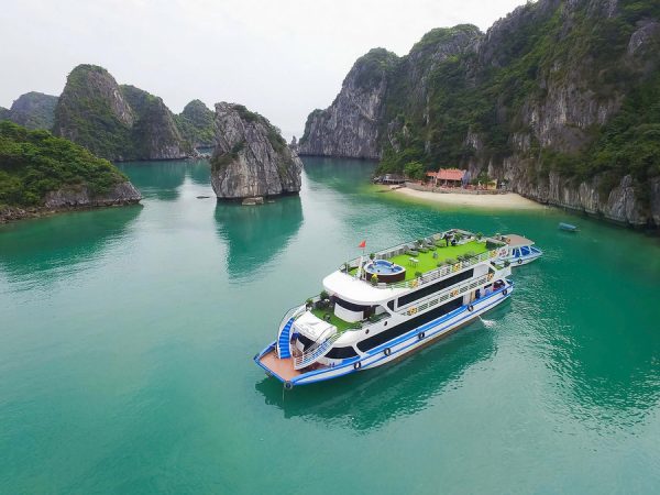 Vera-Cruises-Halong-1