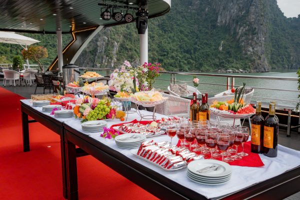 Tour du thuyền Harmony Cruise Hạ Long 6 tiếng 5 sao