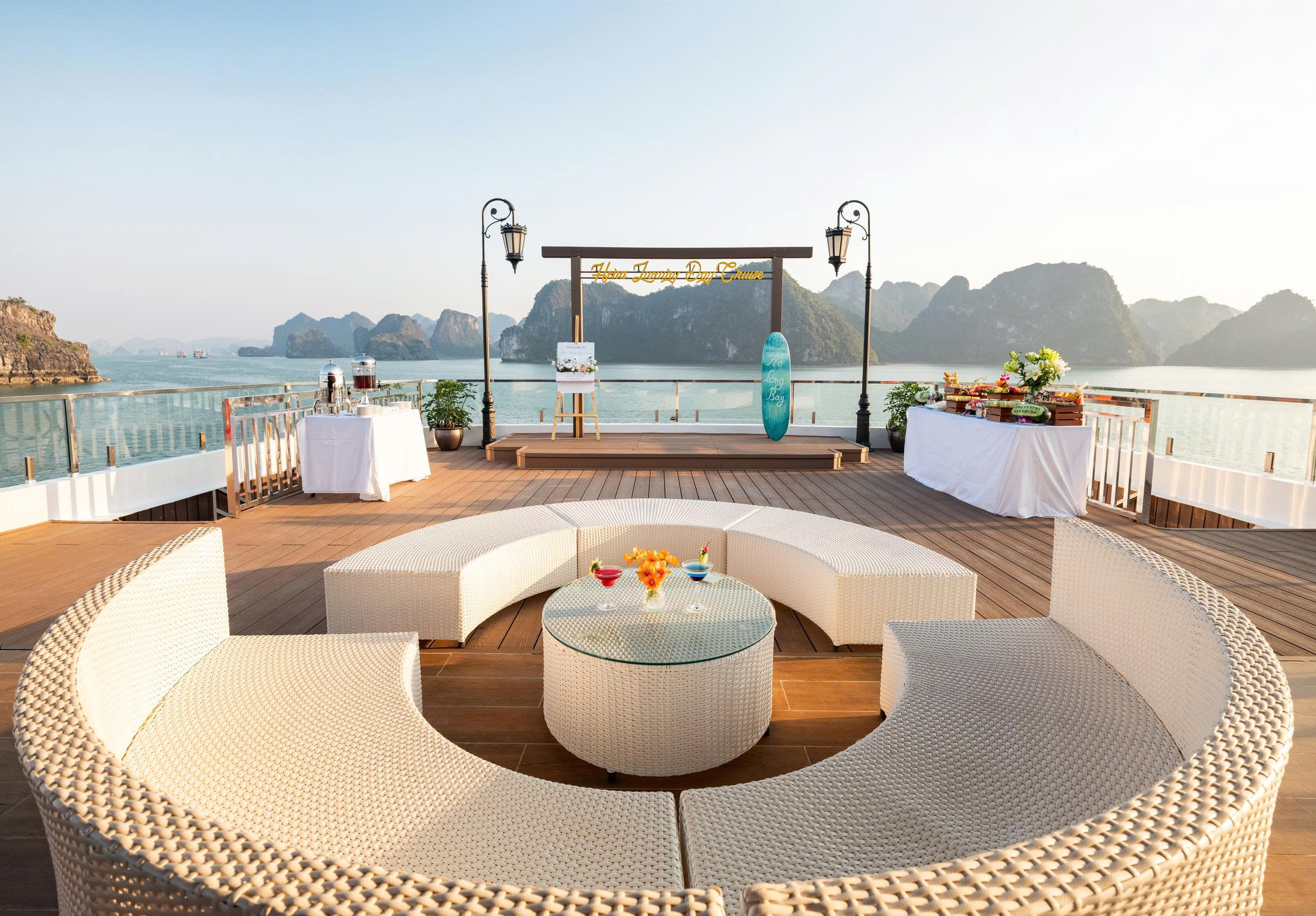 Du Thuyền Hera Cruise 1 Ngày 3 Du Thuyền Hera Cruise 1 Ngày 3